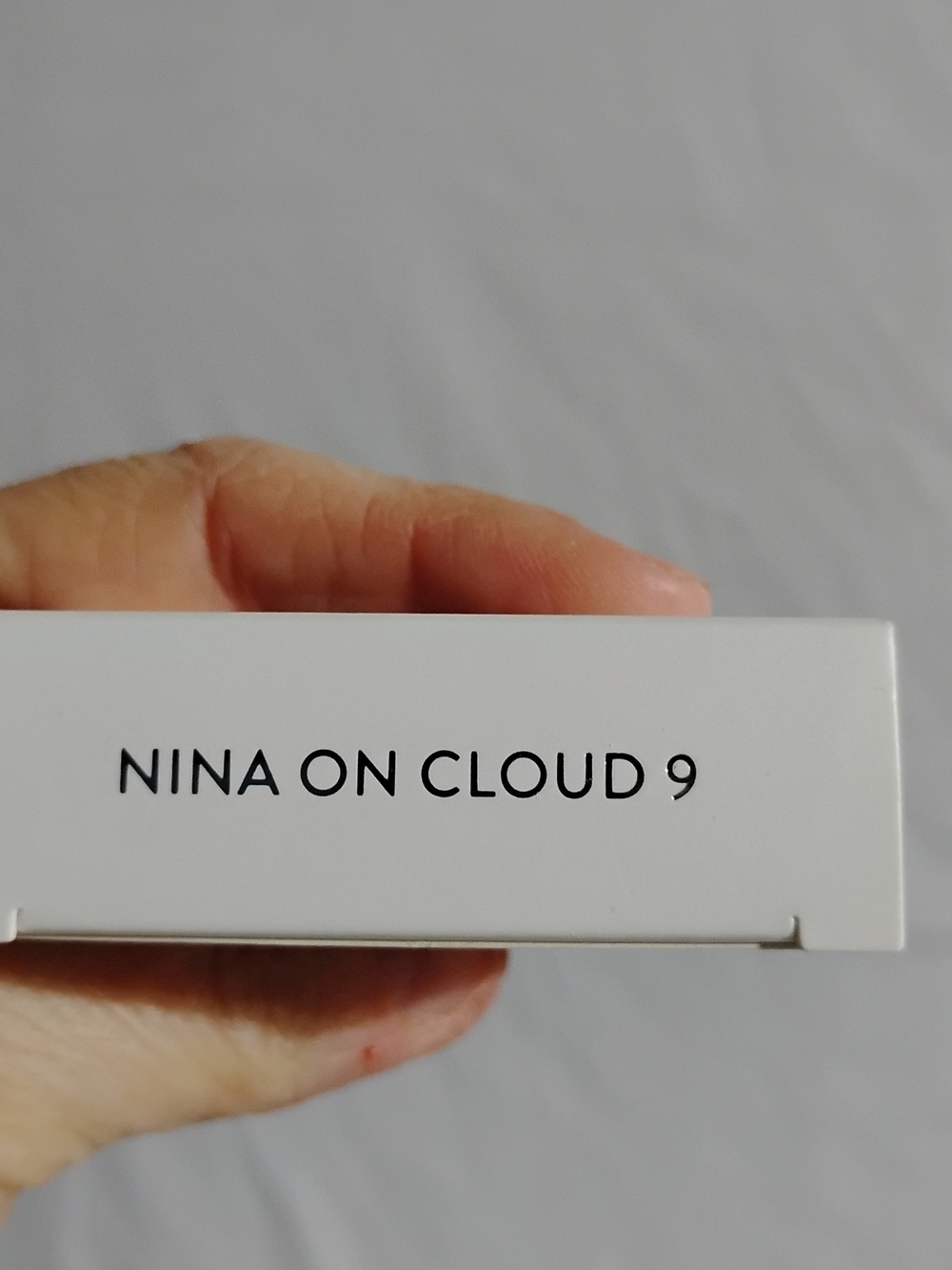 Red Aspen Nail Dashes White Press-On Nails Nina On Cloud 9 NEW - Picture 2 of 2